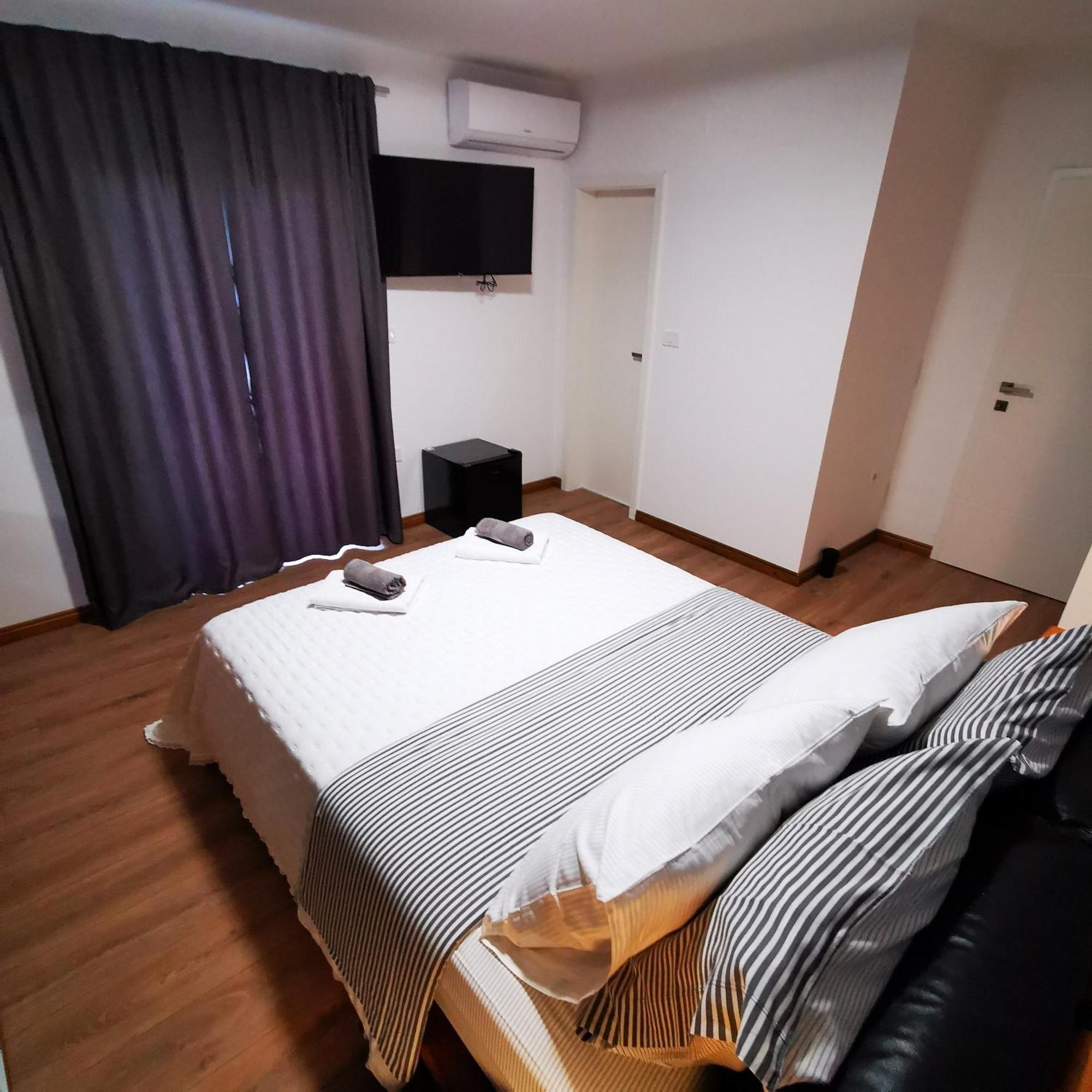 Casa Blanca Apartment อูมัค ภายนอก รูปภาพ